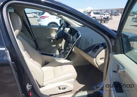 2014 Volvo Xc60 3.2 from USA, damaged, VIN YV4952DL3E2544784